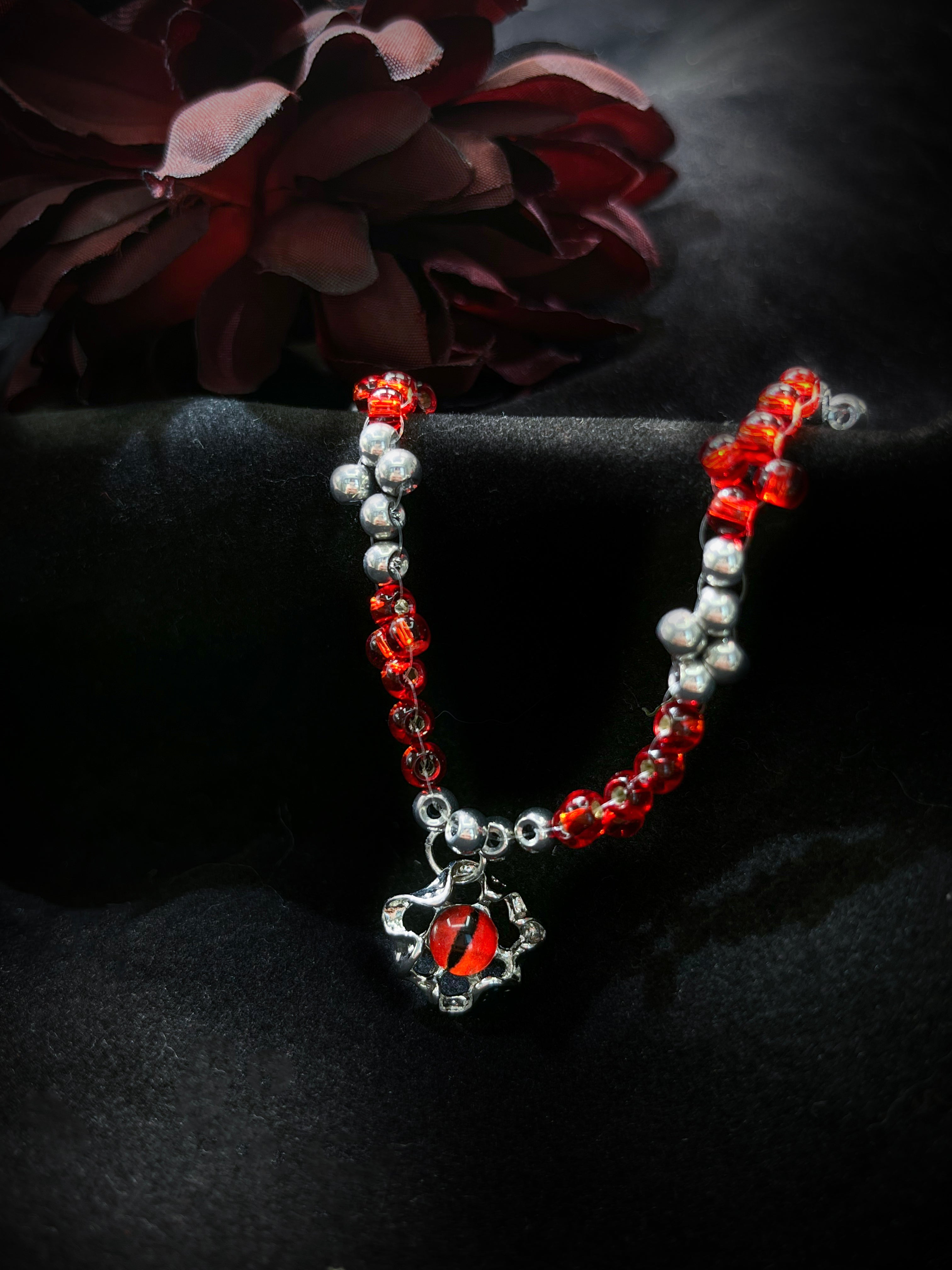 Mirada Escarlata - Kit de mini pulsera de cuentas DIY - Shine Shine DIY