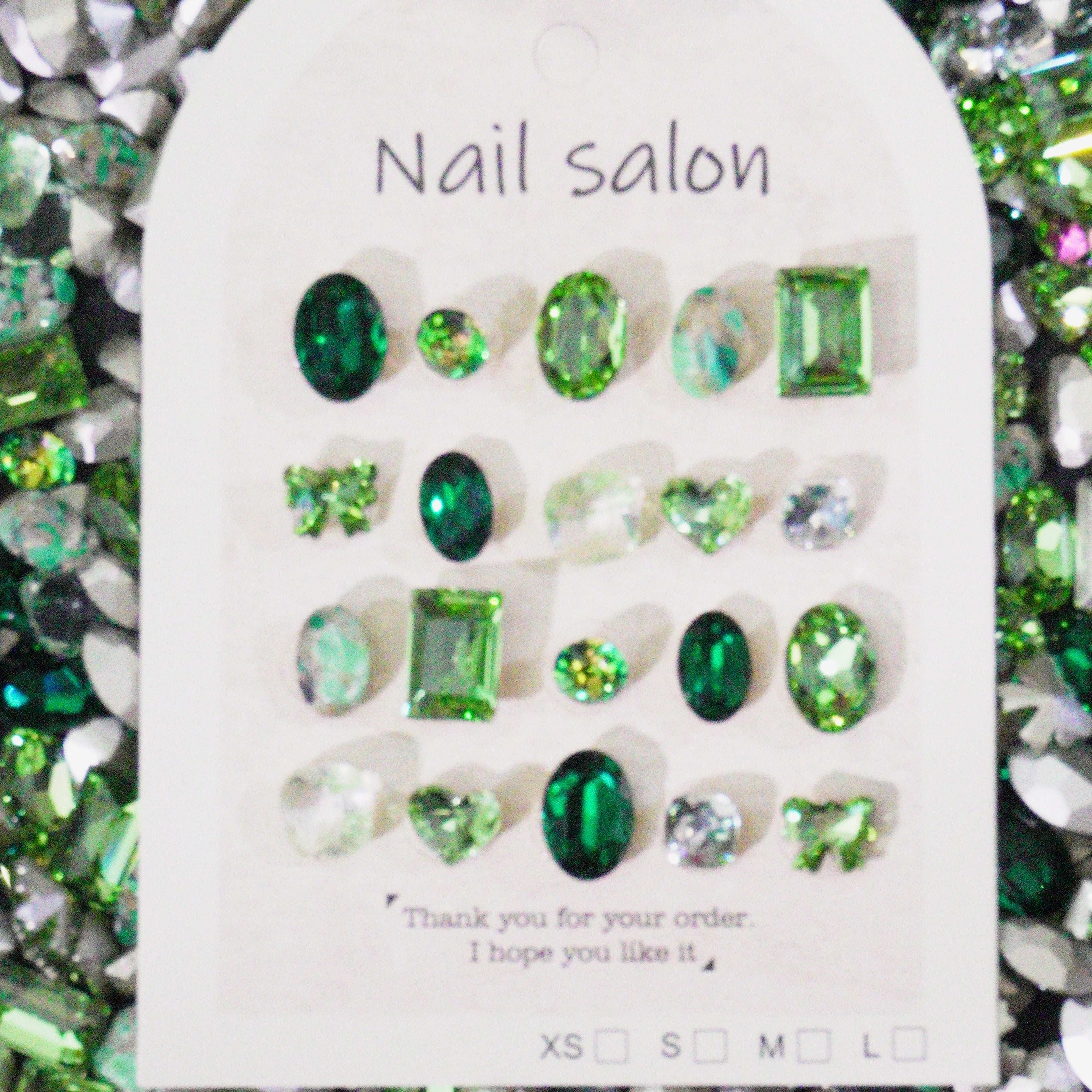 Verdant Gleam-Shine Shine DIY K9 Nail Charms