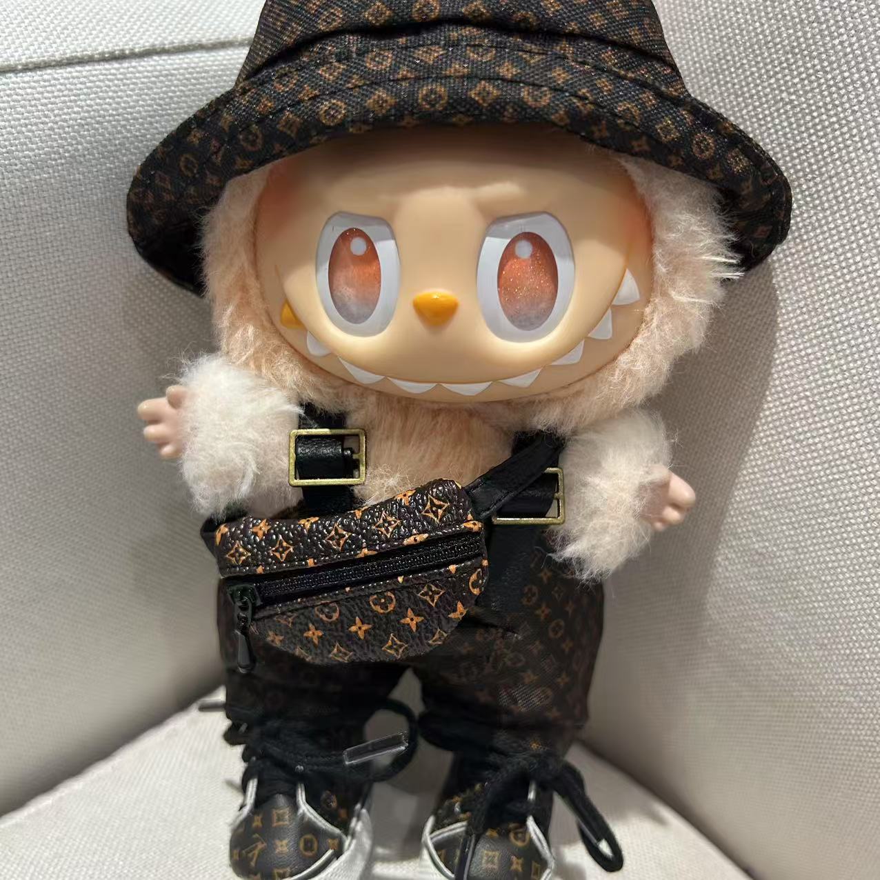 [WY-35]LU Leather set-for 17cm Dolls (Labubu-Optimized Fit）